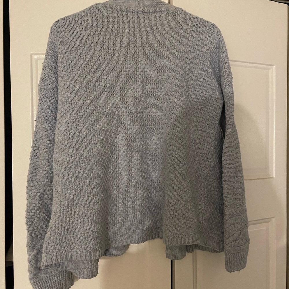 GAP Light Gray Cable Knit Cardigan - Picture 3 of 3